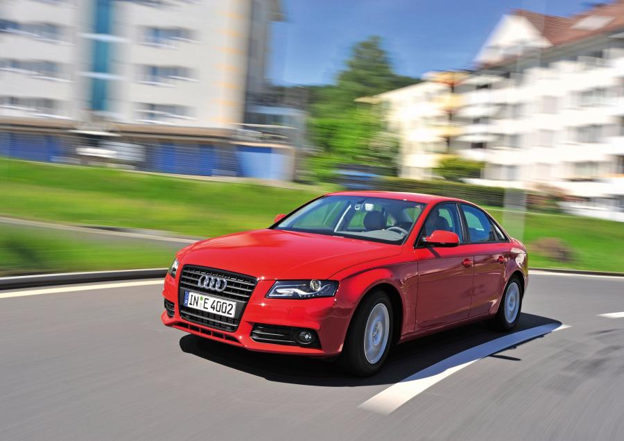  Audi A4 2.0 TDIe Sedan (B8, 8K) 2009 года  (WW) (фото 18 из 34)